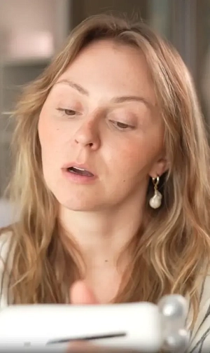 Превью к видео @dasha_mallova про AI